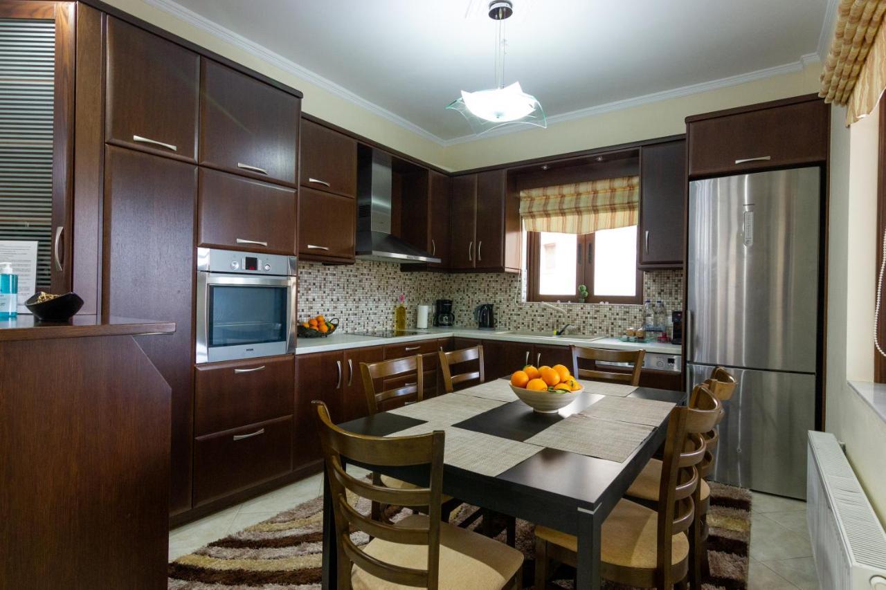 Apartament Katerina & Elia'S Family House Leonídion Zewnętrze zdjęcie
