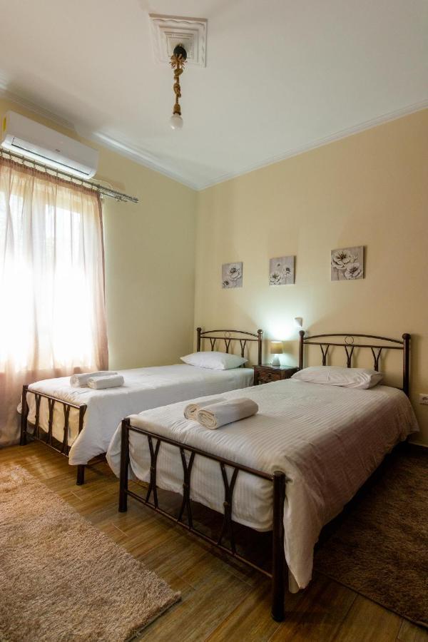 Apartament Katerina & Elia'S Family House Leonídion Zewnętrze zdjęcie