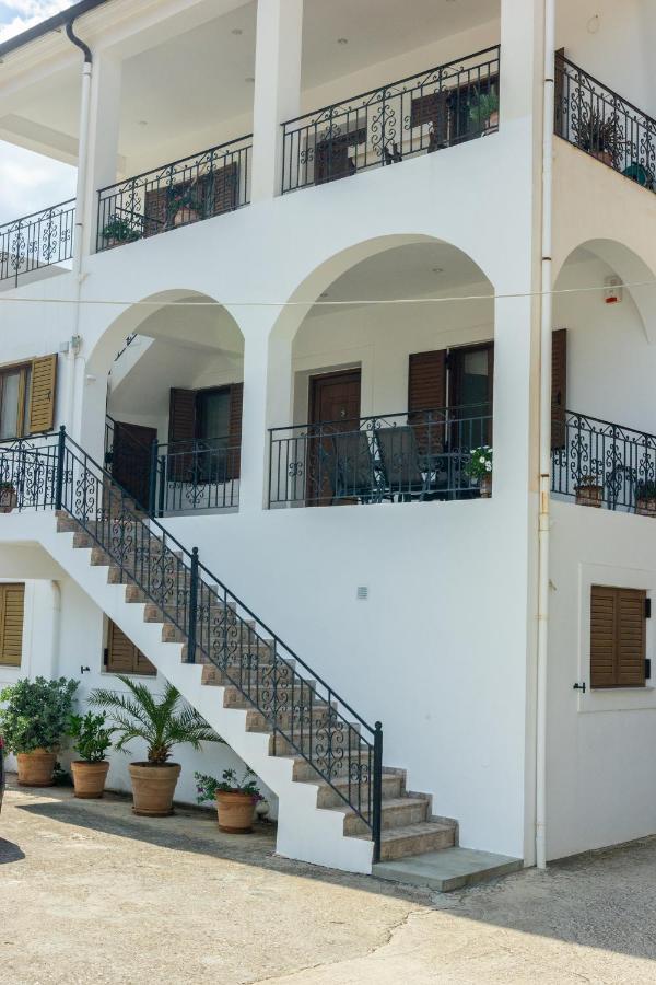 Apartament Katerina & Elia'S Family House Leonídion Zewnętrze zdjęcie